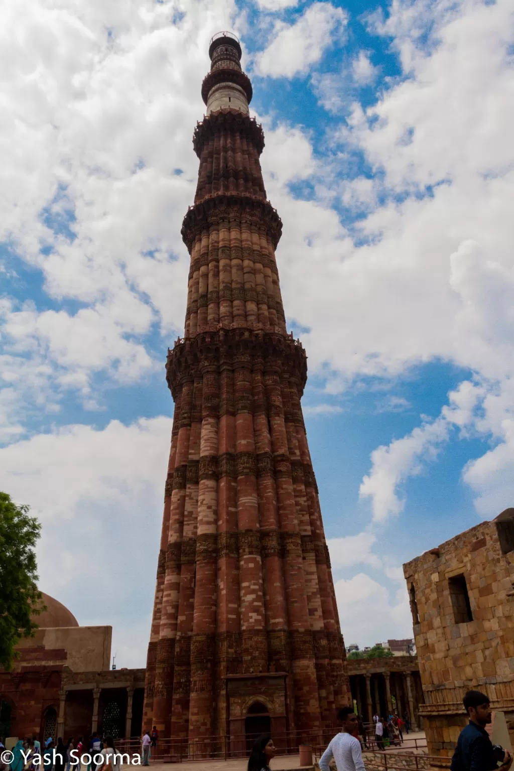 Photo of Qutub Minar Complex By Yash Soorma