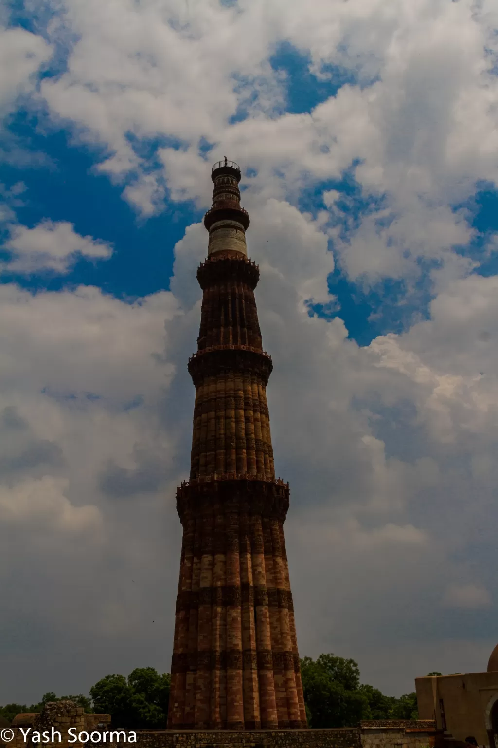 Photo of Qutub Minar Complex By Yash Soorma