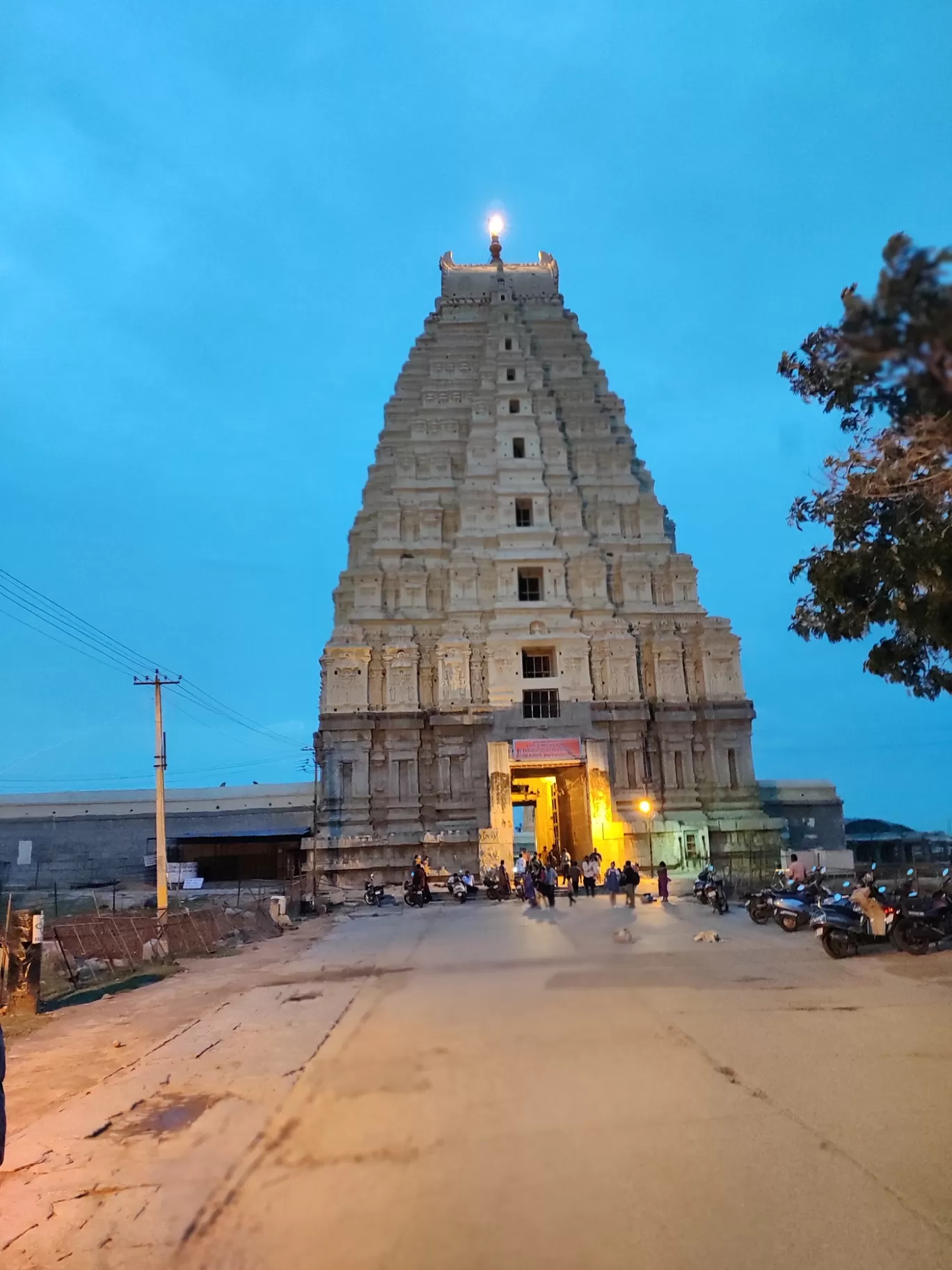 Photo of Virupaksha Temple East Gopura By SREEKANTH