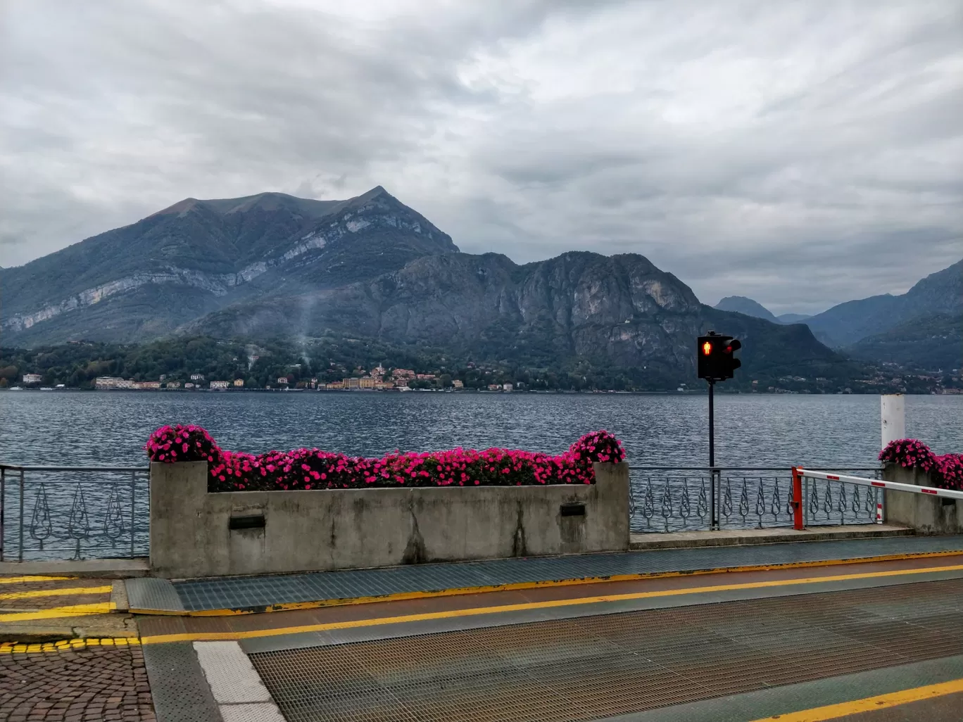 Photo of Lake Como By Wanderlust_Dr