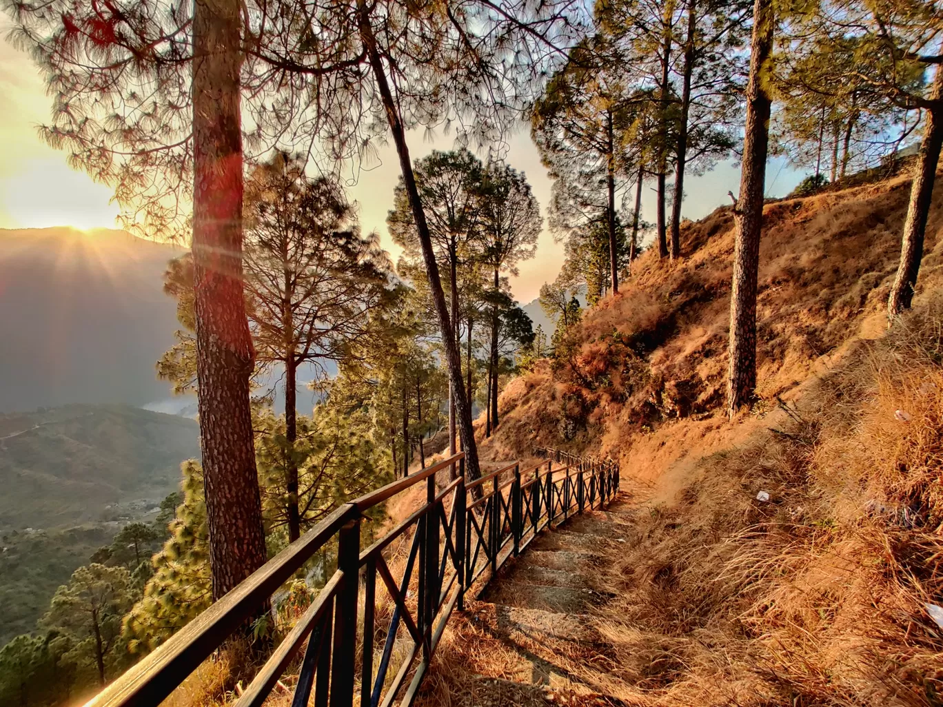 Photo of Lansdowne By nipali.mishra