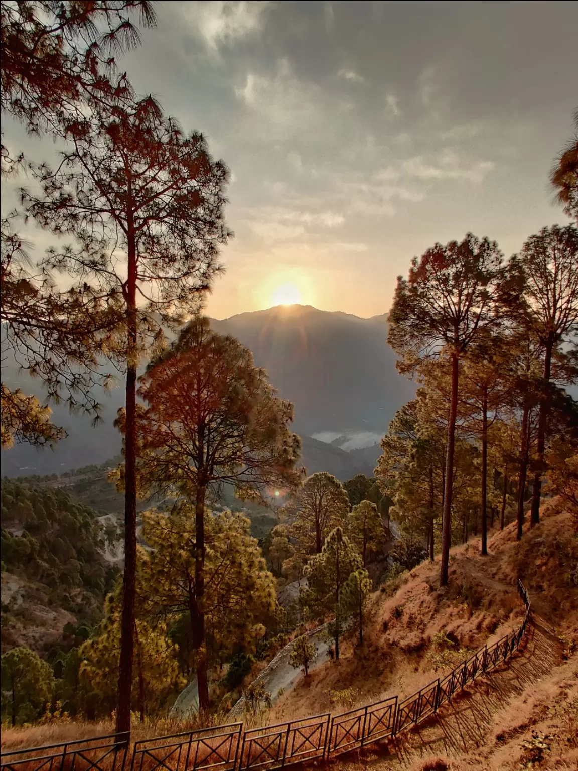 Photo of Lansdowne By nipali.mishra