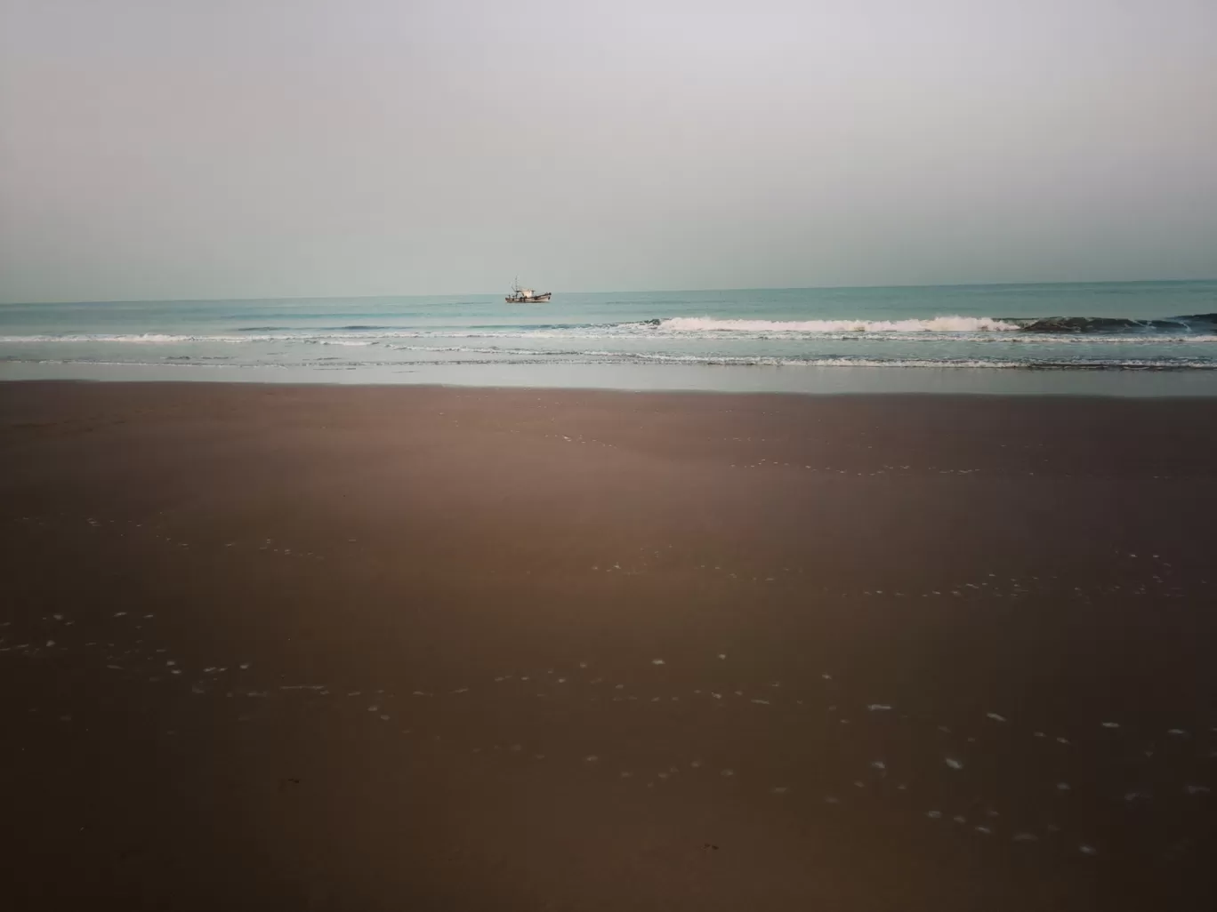 Photo of Gokarna Main Beach By Ganesh
