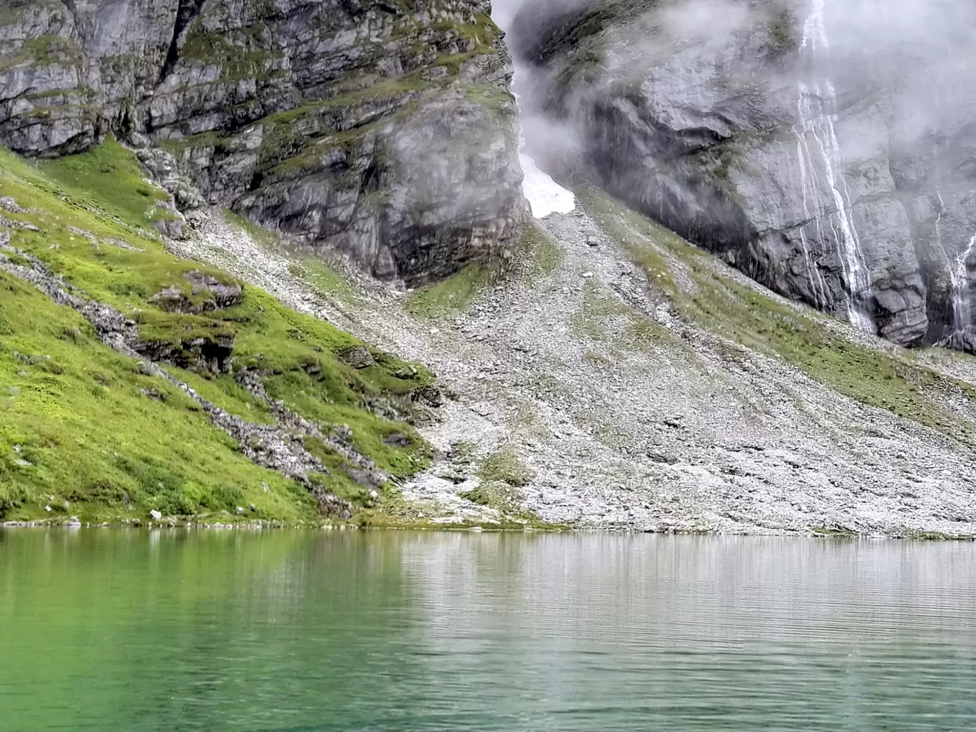 Photo of Ghangaria - Valley of Flowers Trek Route By Vikash Vardhman