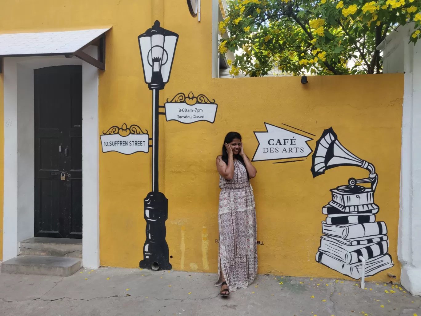 Photo of White Town By Spurti Rayanade