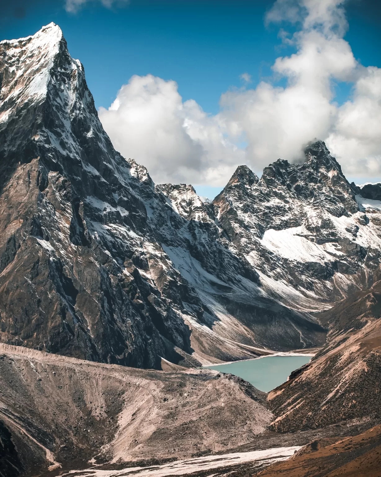 Photo of Everest Base Camp Trekking Route By Tanmaya Varshney 