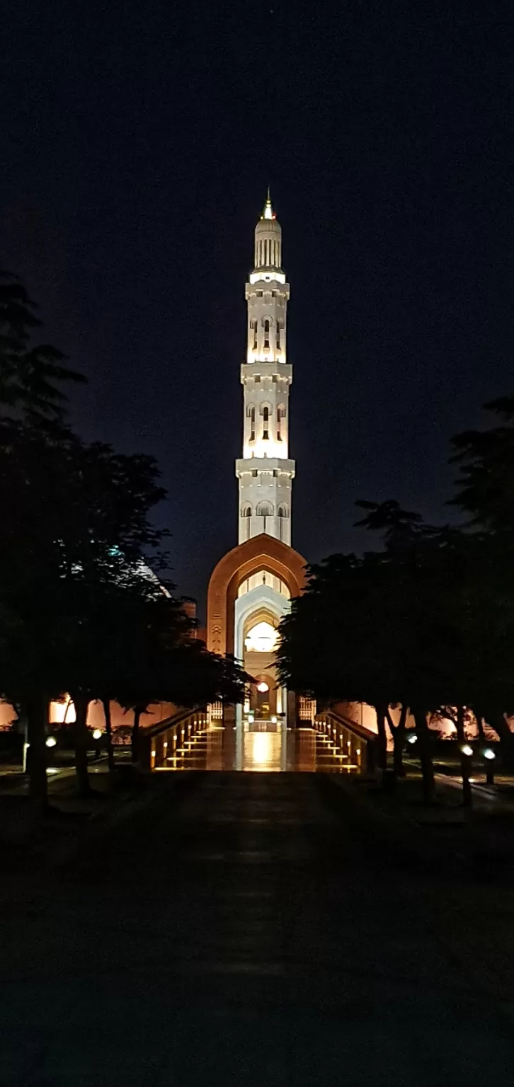 Photo of Sultan Qaboos Grand Mosque By Ankita Prasad 