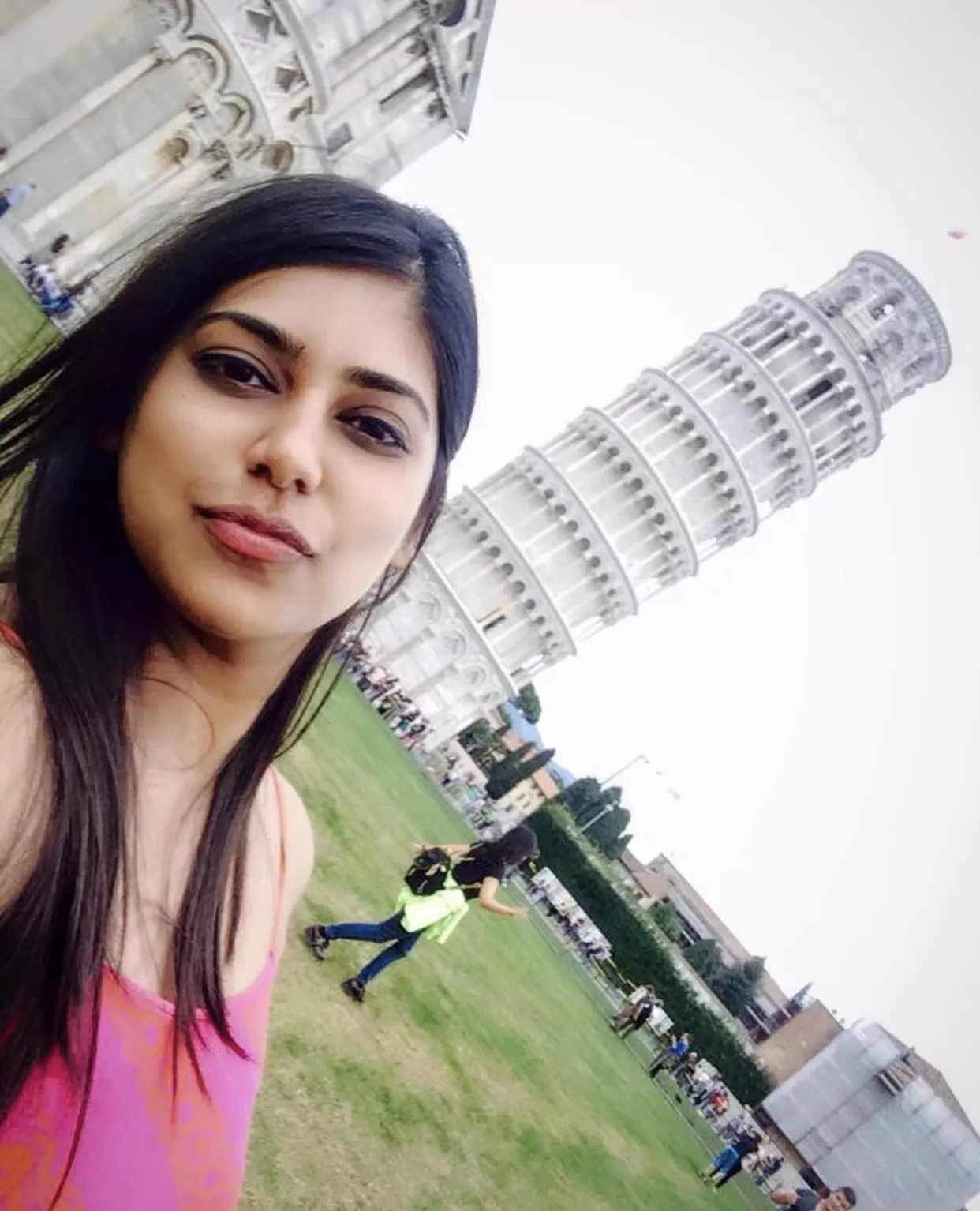Photo of Leaning Tower of Pisa By Atika Jain