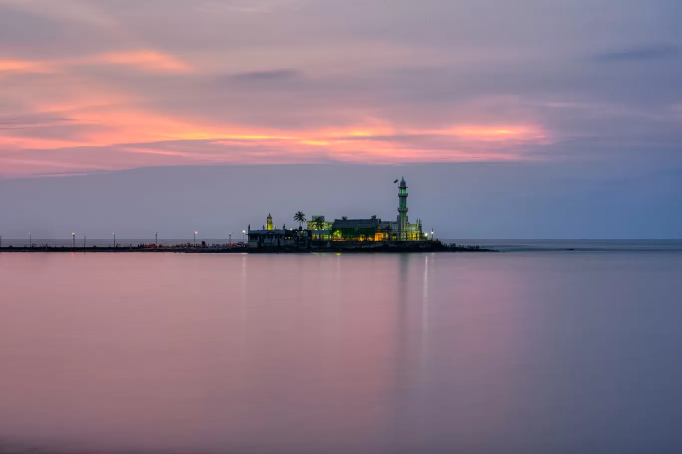 Photo of Mumbai By Maharshi Patel
