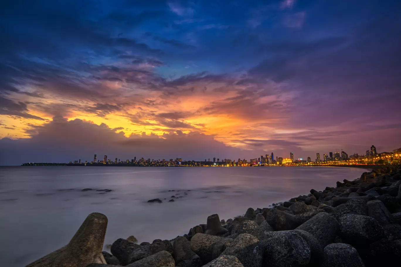 Photo of Mumbai By Maharshi Patel