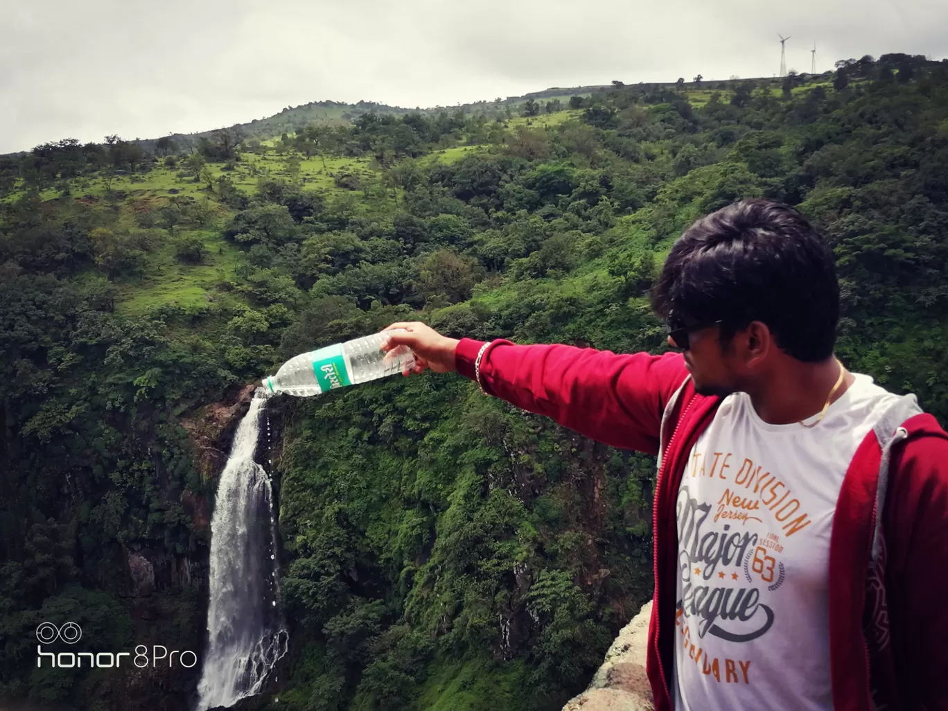 Photo of Thoseghar Waterfall By Sam Saran