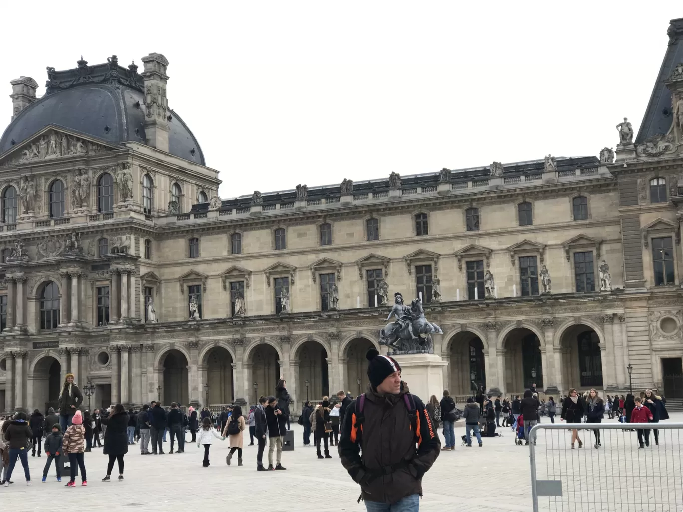 Photo of Paris By Meharish Gaddam