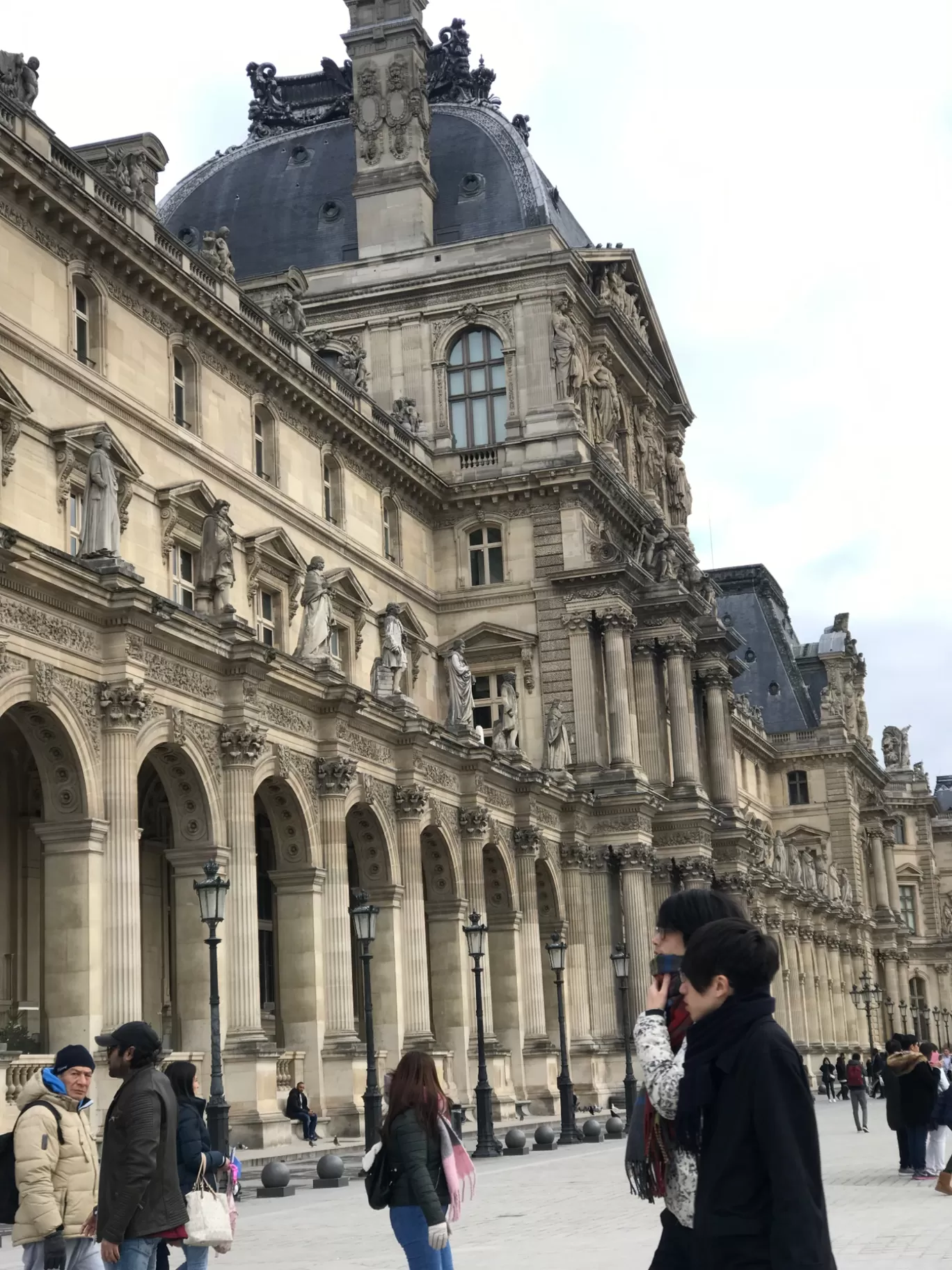 Photo of Paris By Meharish Gaddam