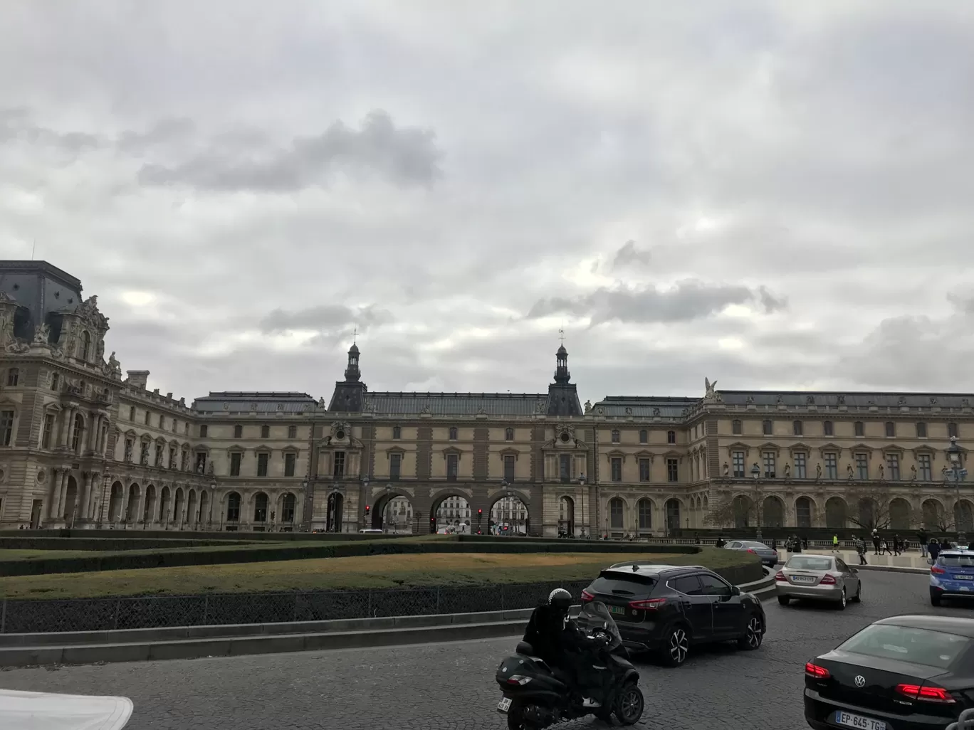 Photo of Paris By Meharish Gaddam