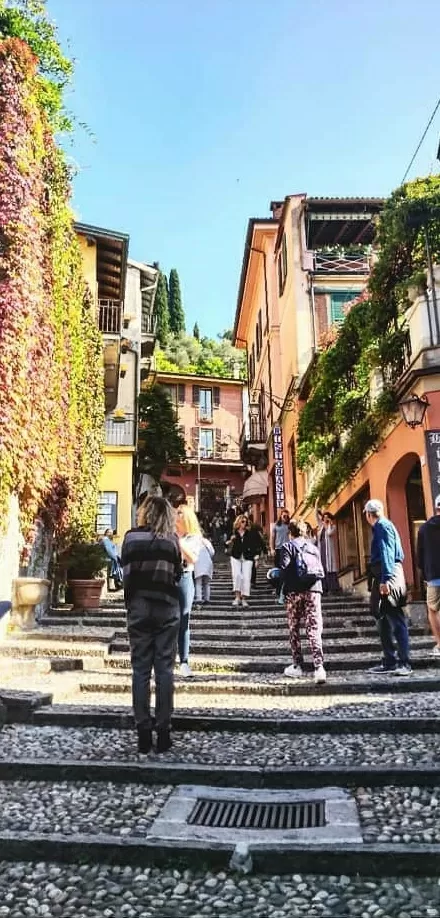 Photo of Lake Como By Morvi Chaturvedi