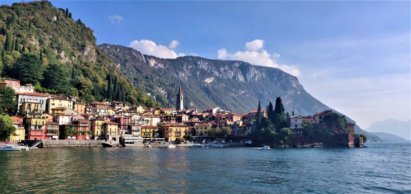 Photo of Lake Como By Morvi Chaturvedi