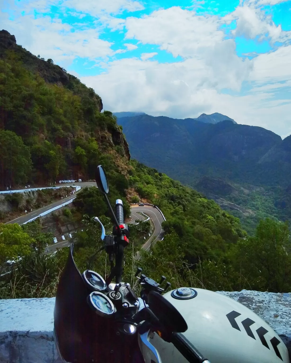 Photo of Valparai By Shibu Chandran