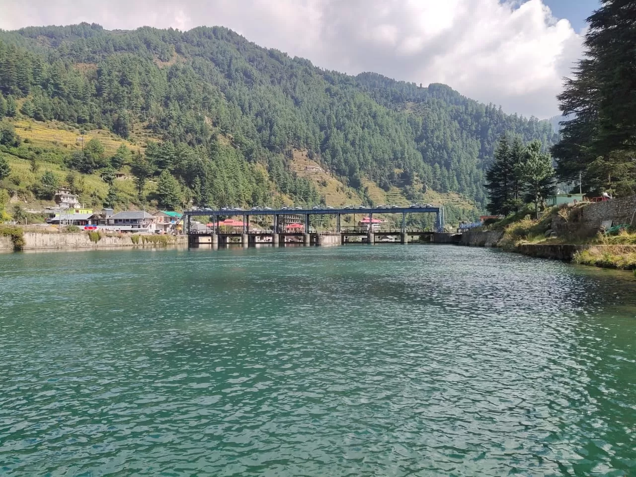 Photo of Prashar Lake By Raksha Yadav