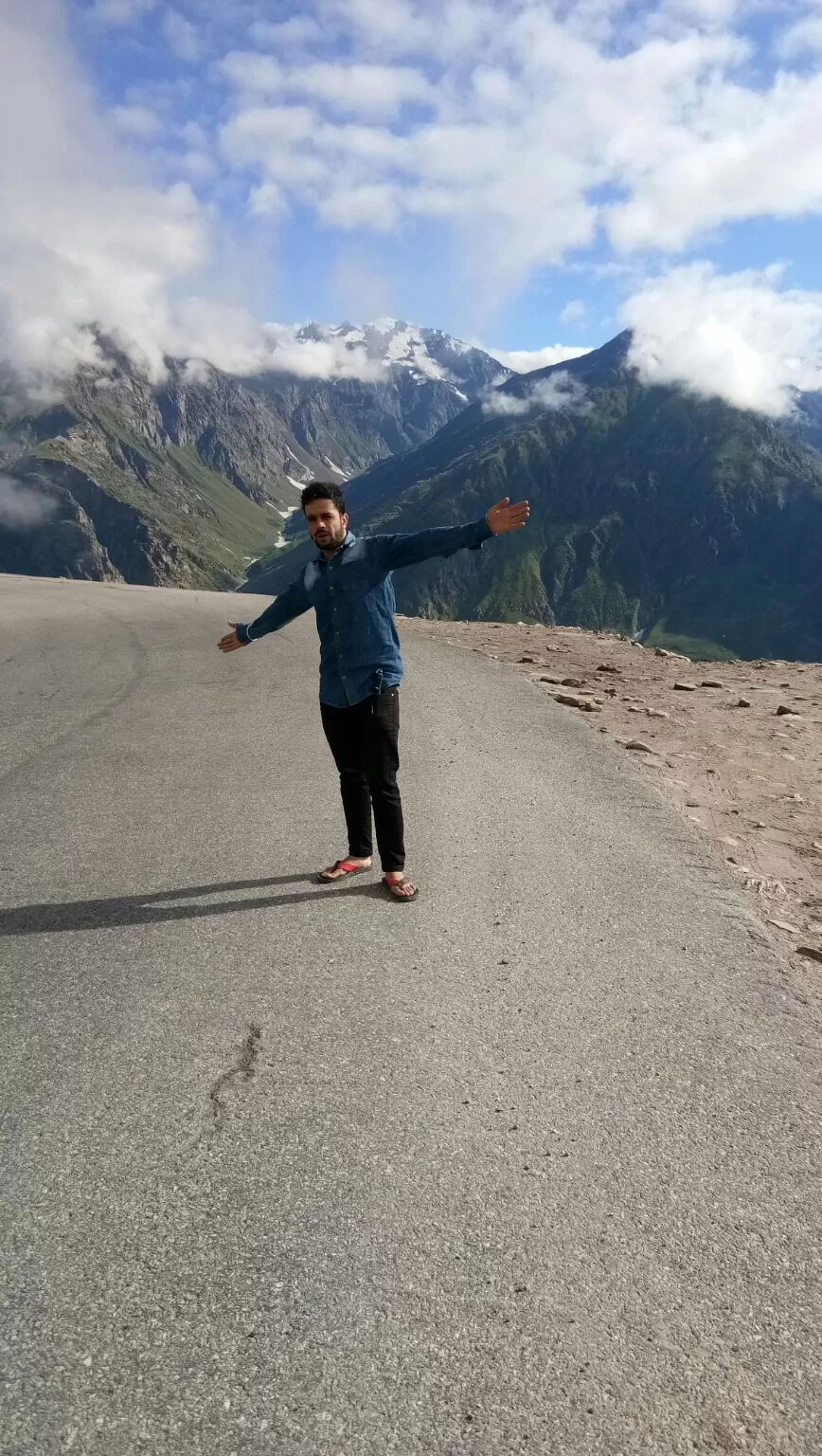 Photo of Rohtang Pass Final View Point By chandan