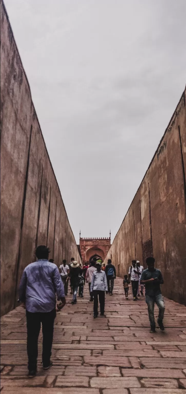 Photo of Red Fort Road By Ahmeds tryout