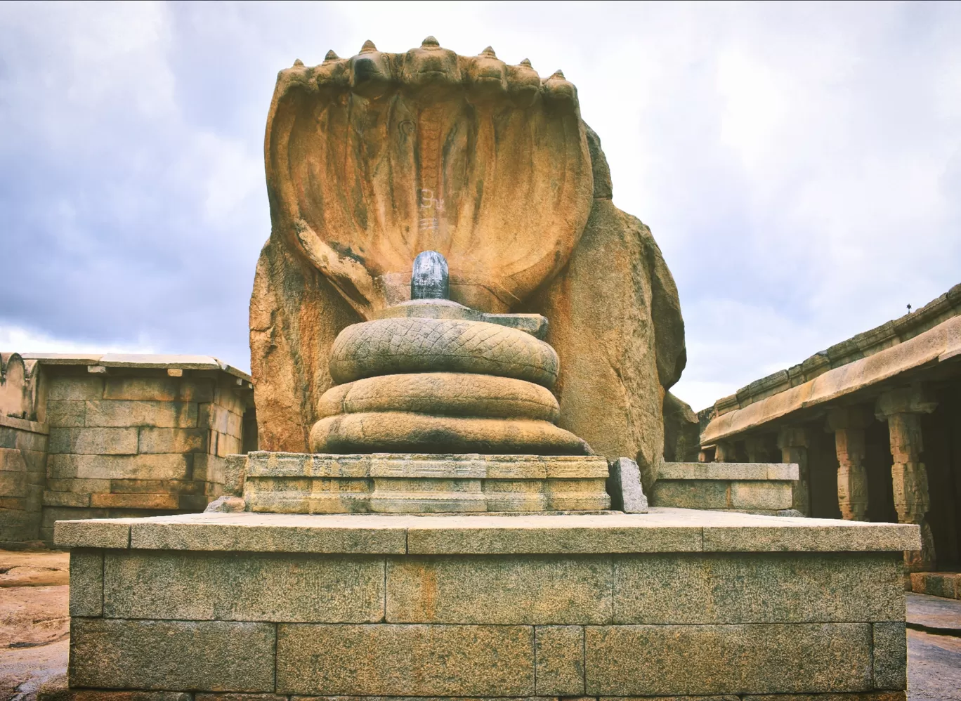 Photo of Lepakshi Temple Road By Sunny Kunche