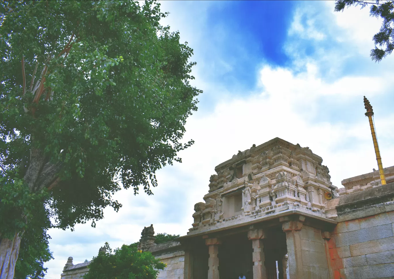 Photo of Lepakshi Temple Road By Sunny Kunche