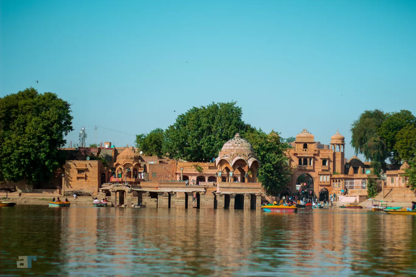 Photo of Gadisar Lake By Akshay Rawat