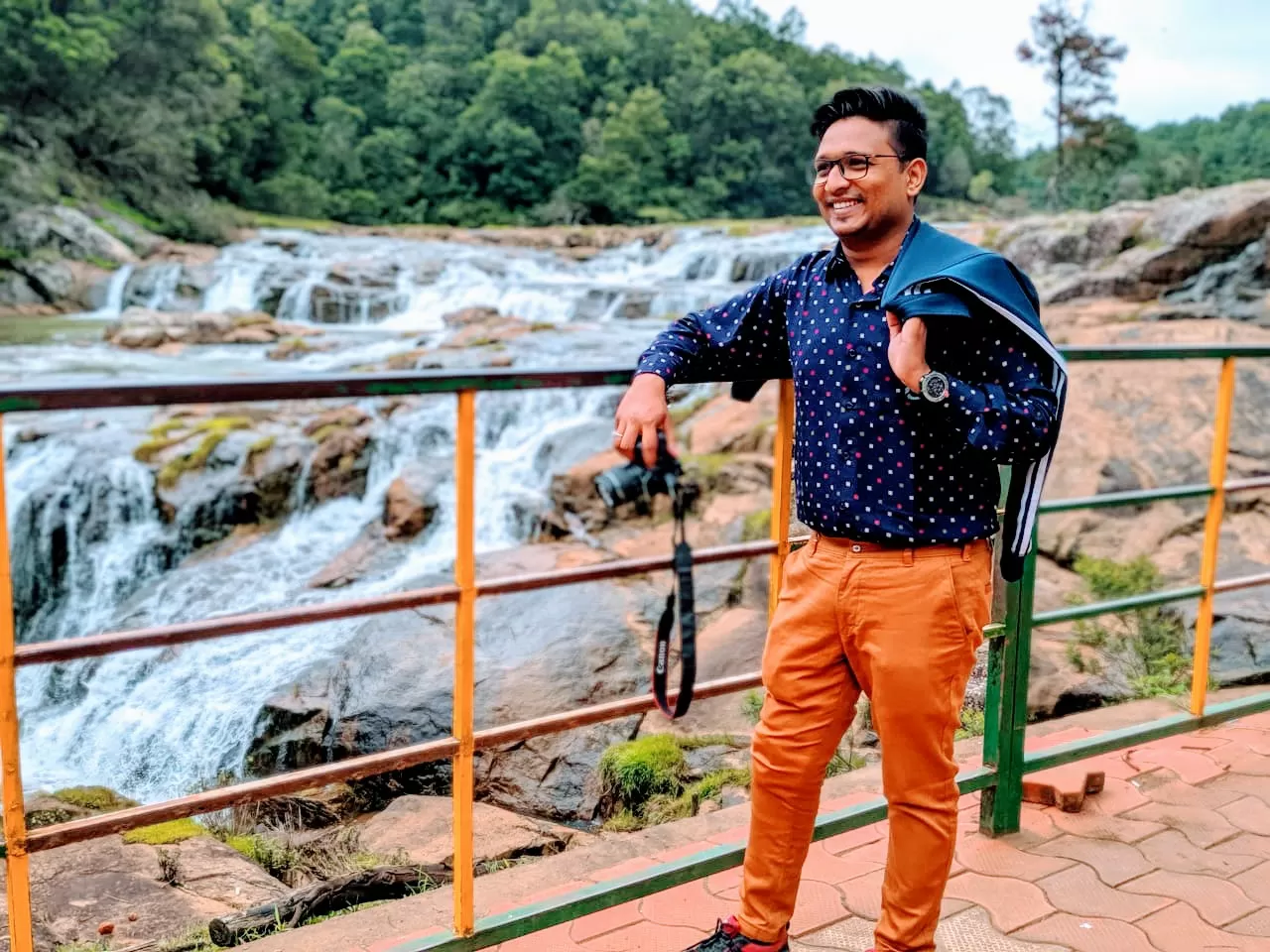 Photo of Ooty hills station By Praveen Panthi