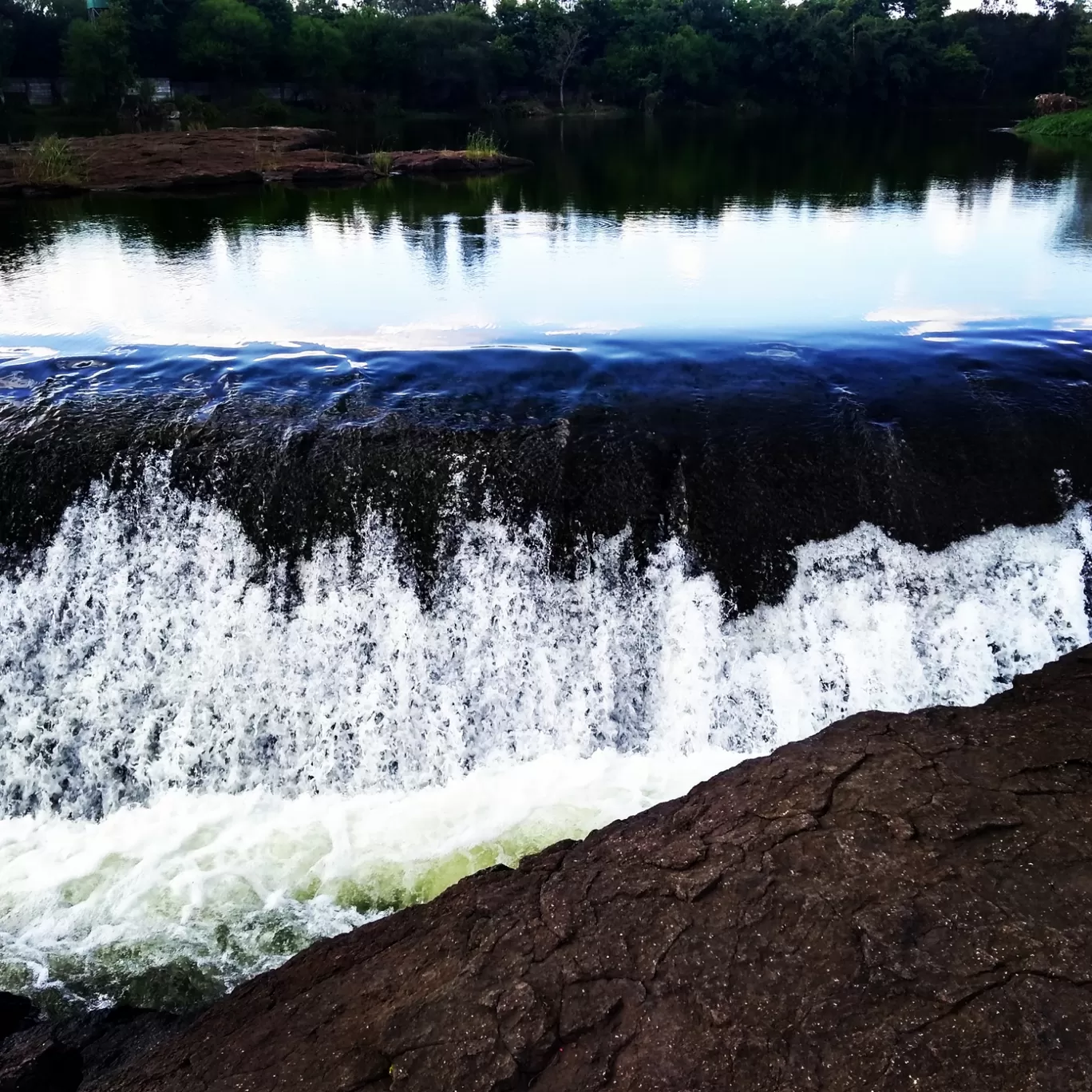 Photo of Begdewadi Waterfall By Womanias