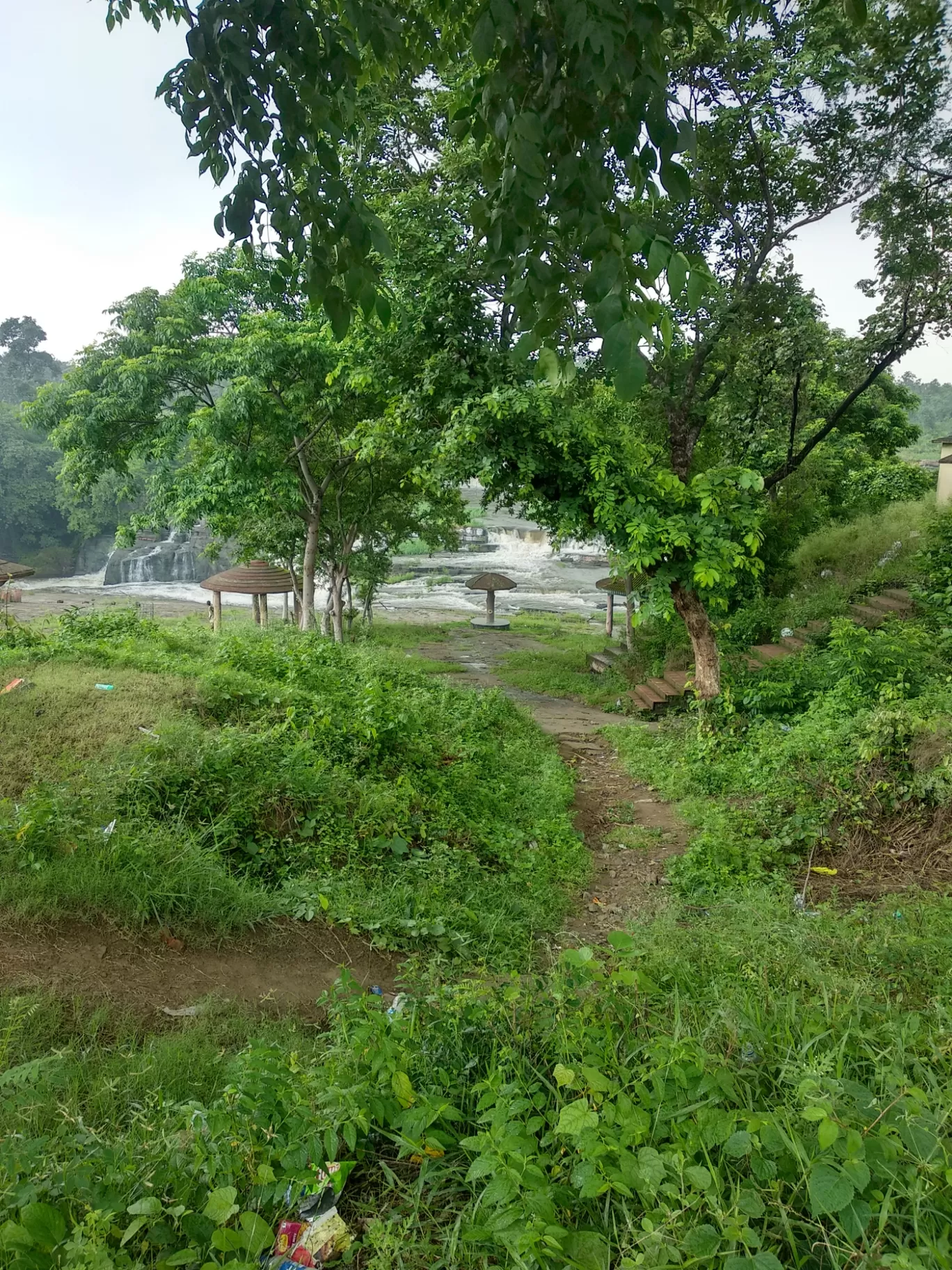 Photo of Bhatinda waterfalls By Tushar Ghosh