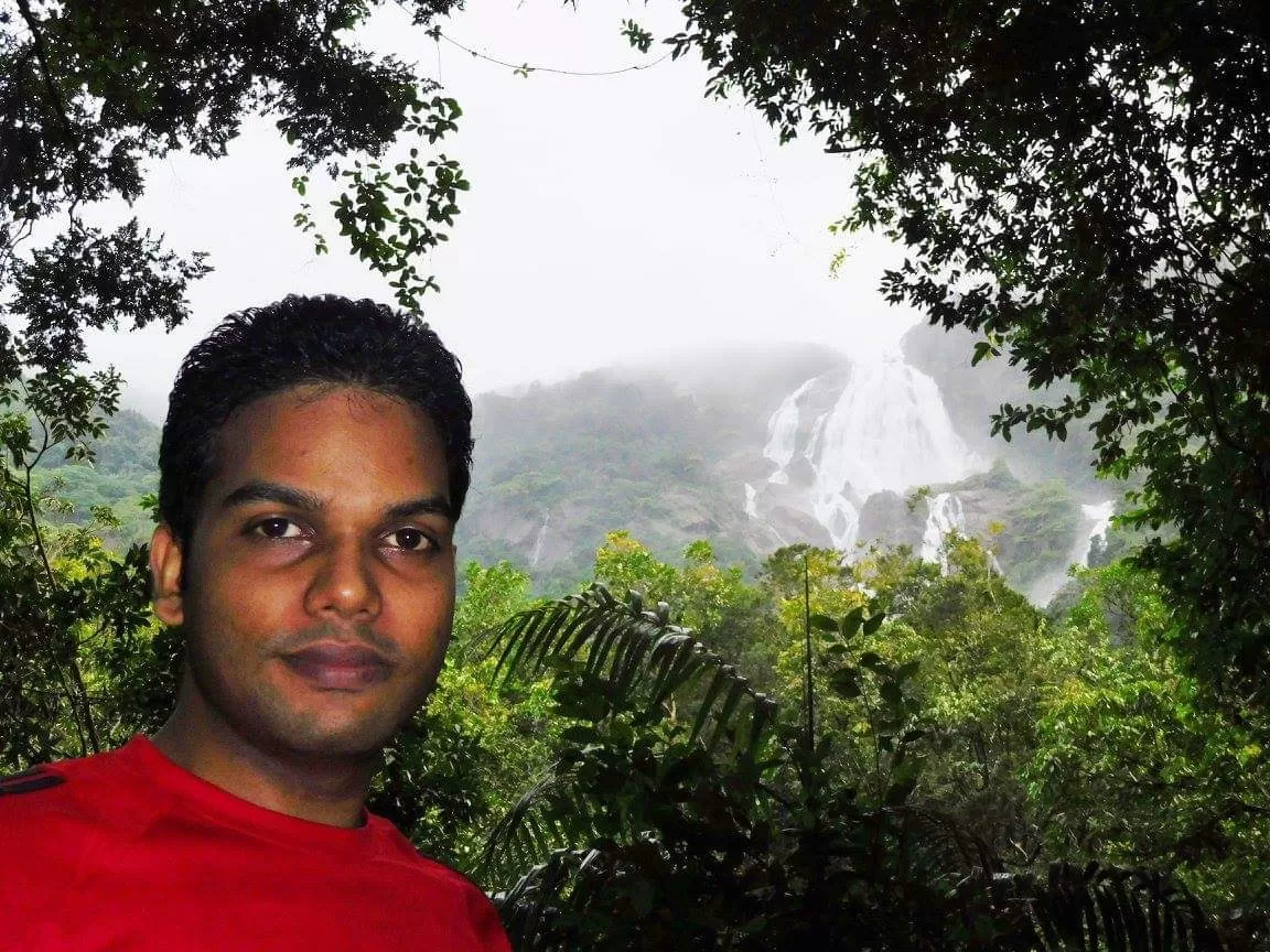Photo of Dudhsagar Falls Railway Bridge By Bitesoftravelbug