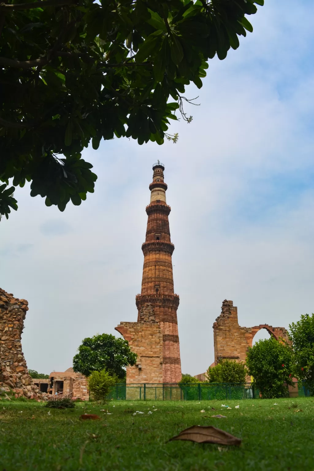 Photo of Qutub Minar By Abhinav Priyadarshi