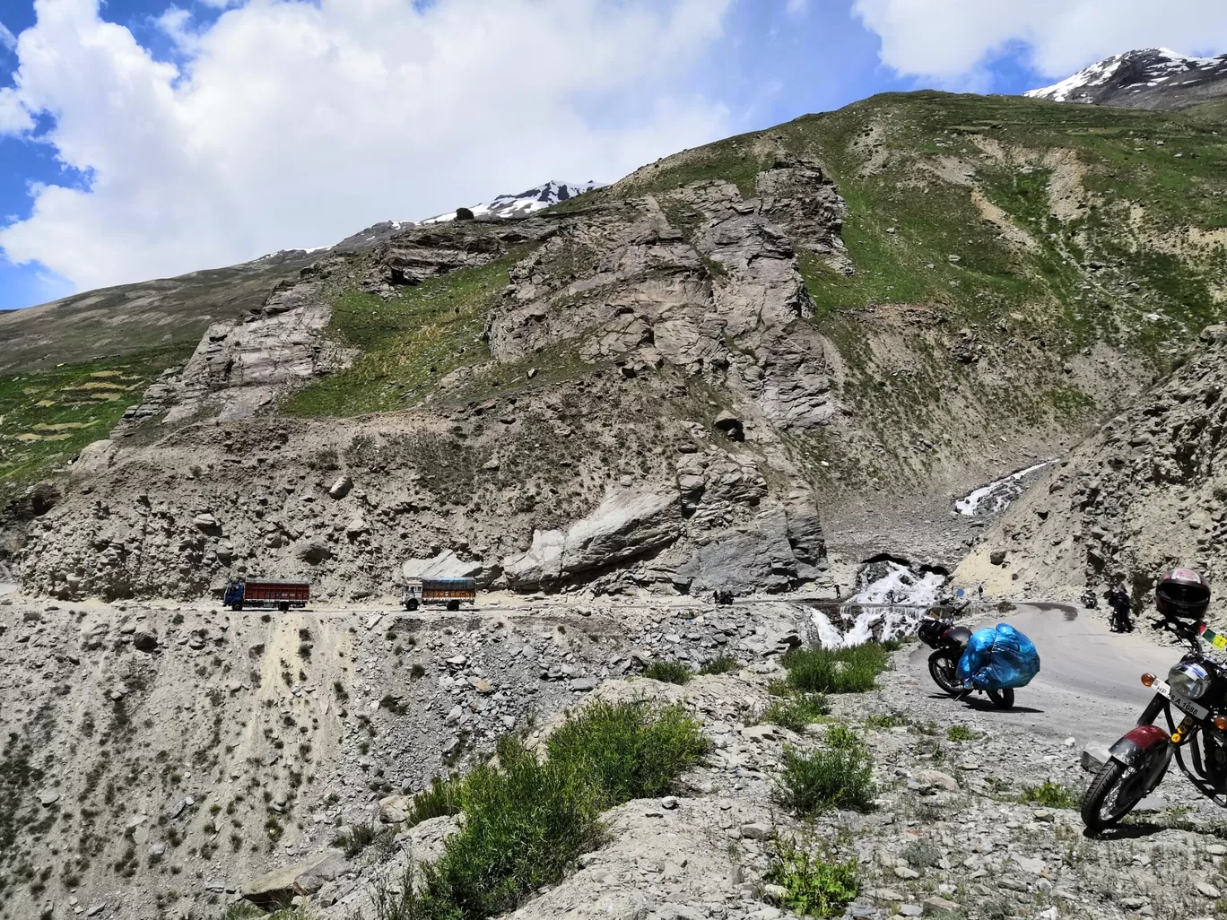 Photo of Leh Manali Highway By Ravinder Kumar
