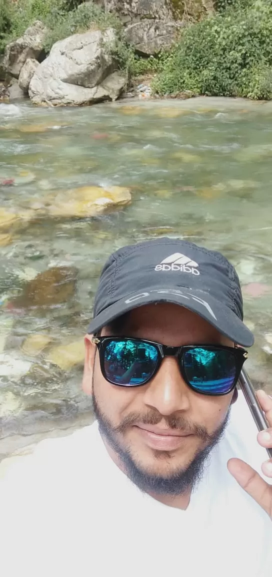 Photo of KheerGanga Waterfall - Half way By Sunny Sen