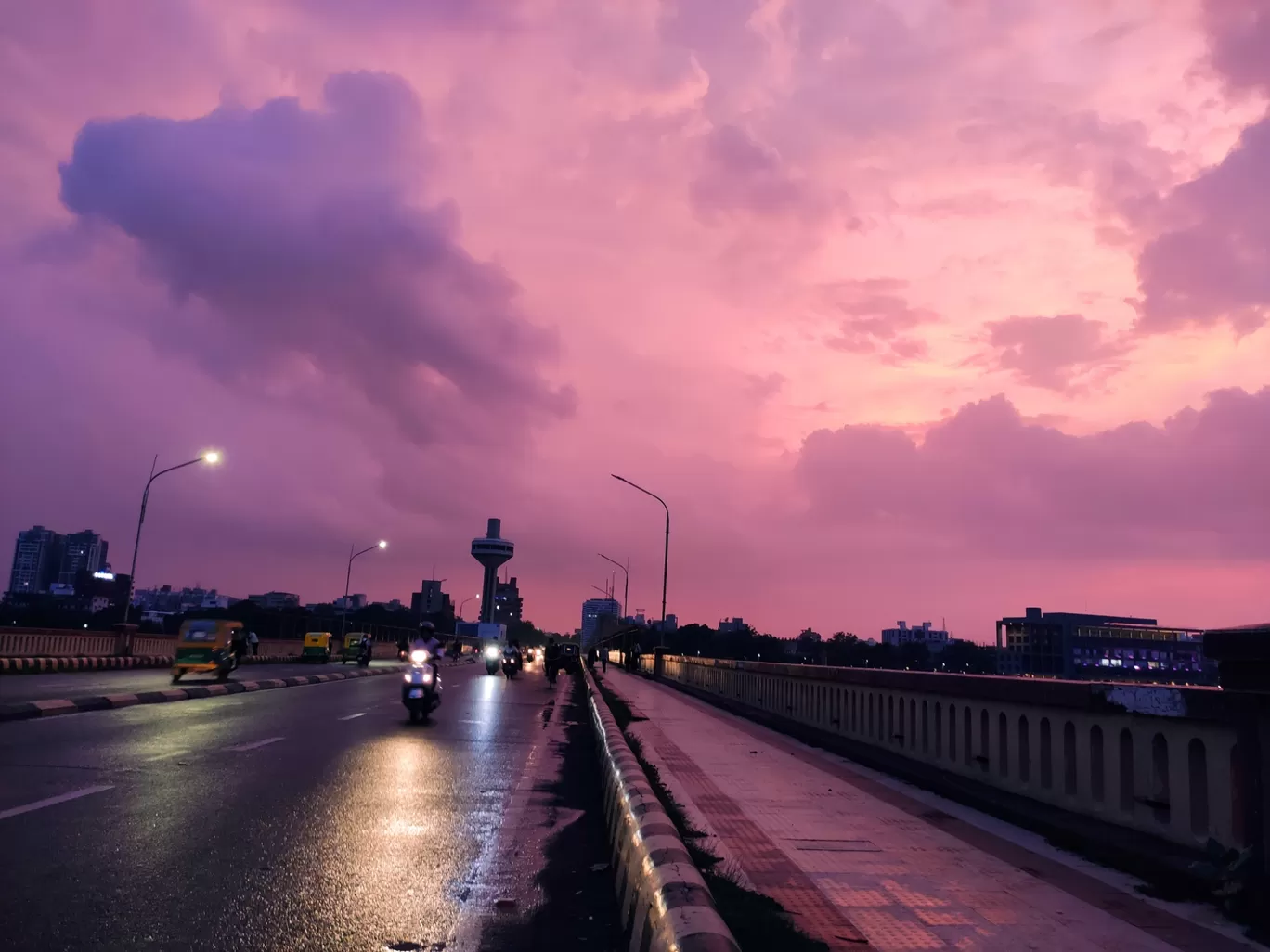 Photo of Riverfront Park By Hardik Chavda