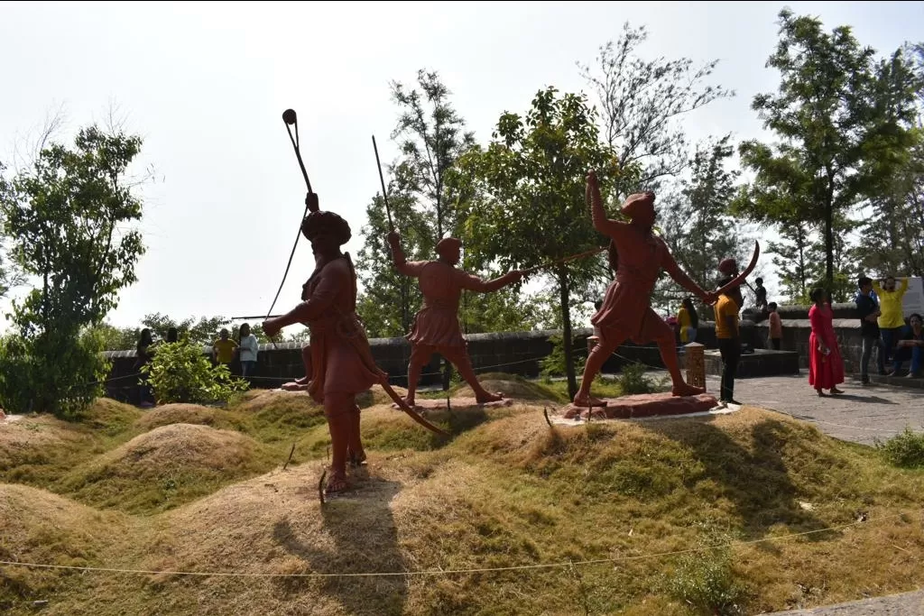 Photo of Sinhagad Fort By Yogesh HappeningExplorer