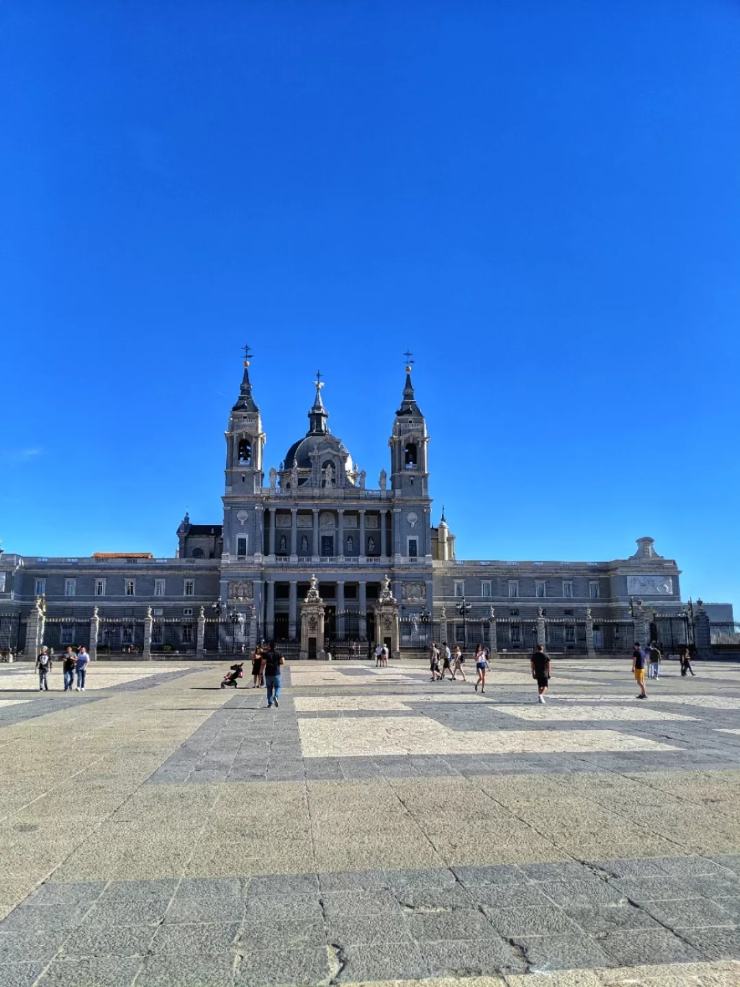 Photo of Royal Palace of Madrid By Chandan deep Kour