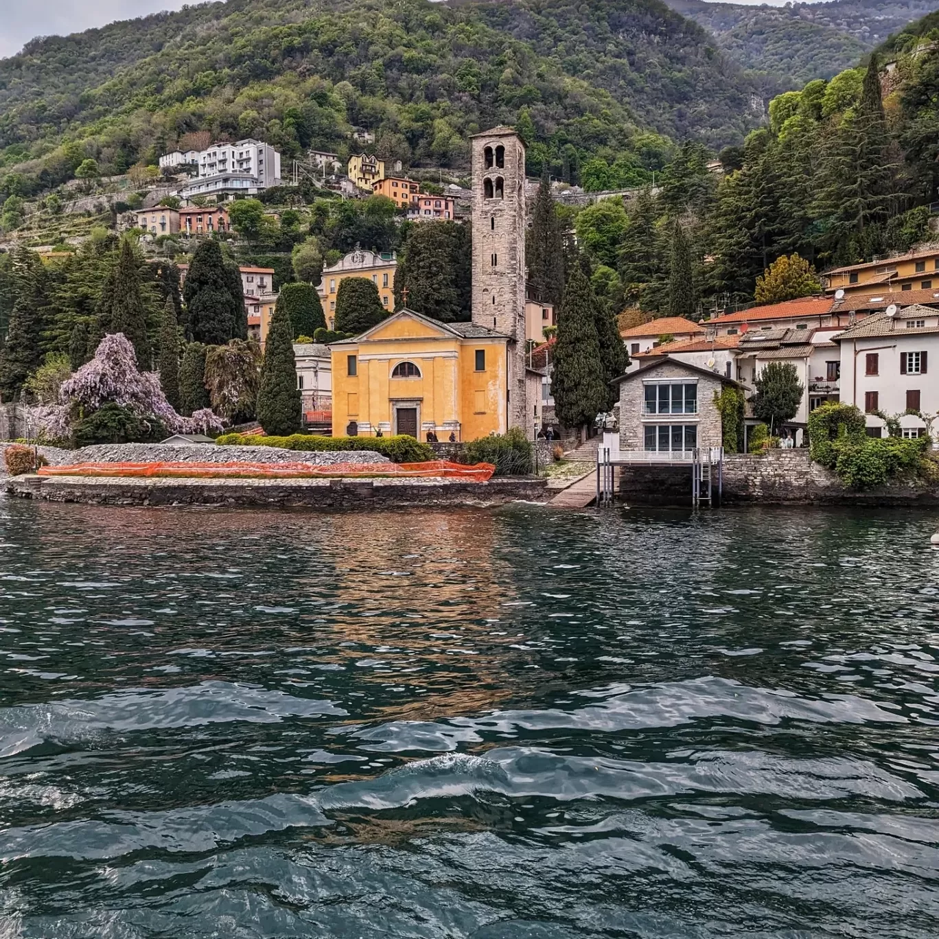 Photo of Lake Como By Chandan deep Kour