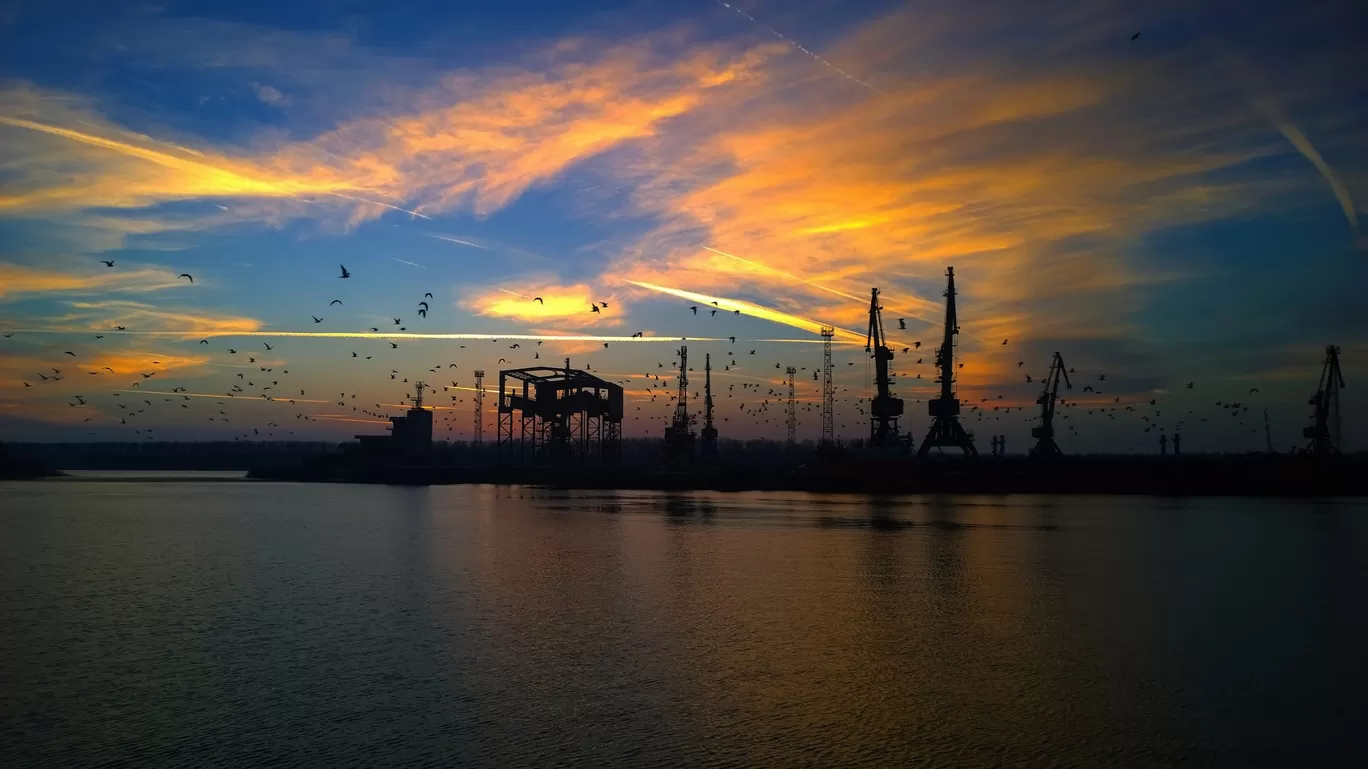 Photo of Port of Hamburg By delhigrapher12