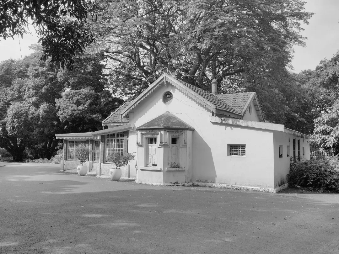 Photo of Lalbagh Botanical Garden By RoHïťş