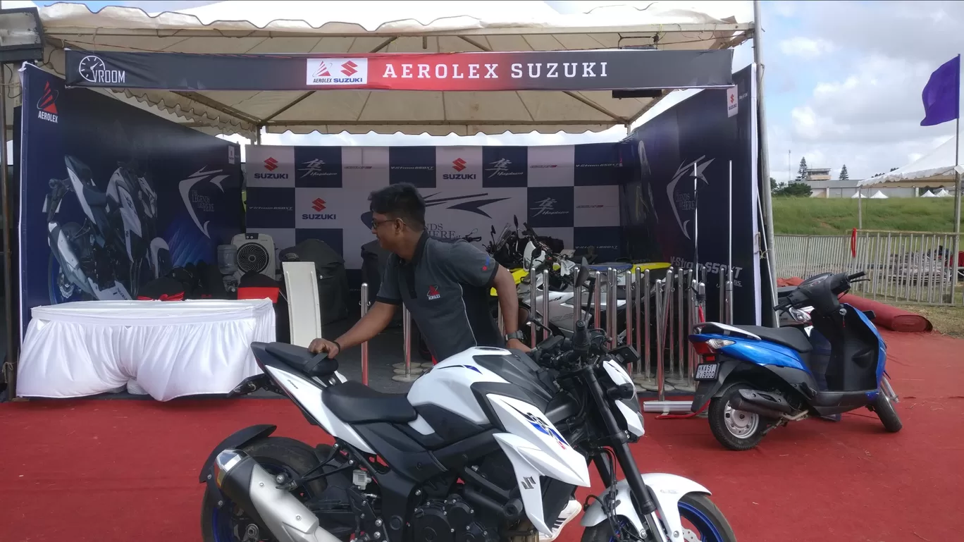 Photo of Taneja Aerospace Road By Mahesha Iyer