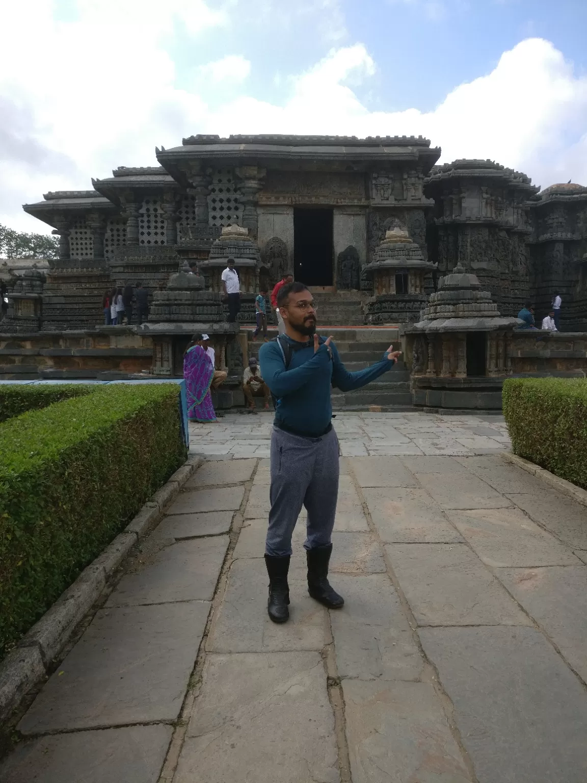 Photo of Halebidu Archaelogical Site By Mahesha Iyer