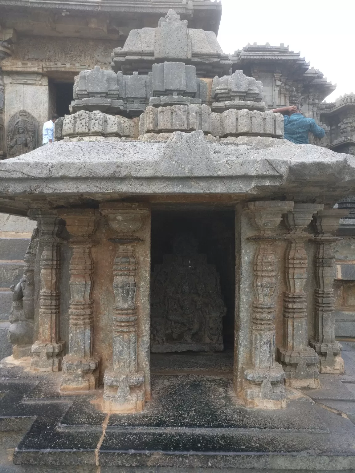 Photo of Halebidu Archaelogical Site By Mahesha Iyer