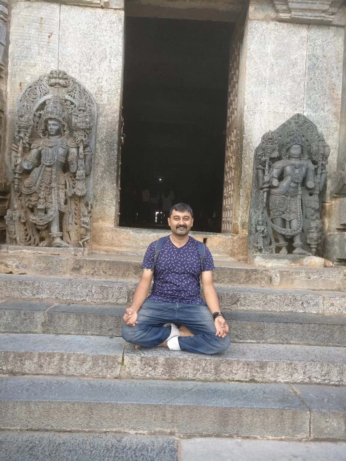 Photo of Halebidu Archaelogical Site By Mahesha Iyer