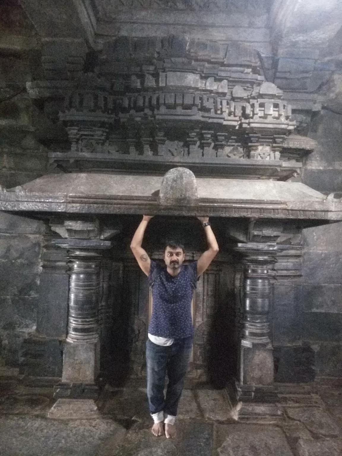Photo of Halebidu Archaelogical Site By Mahesha Iyer