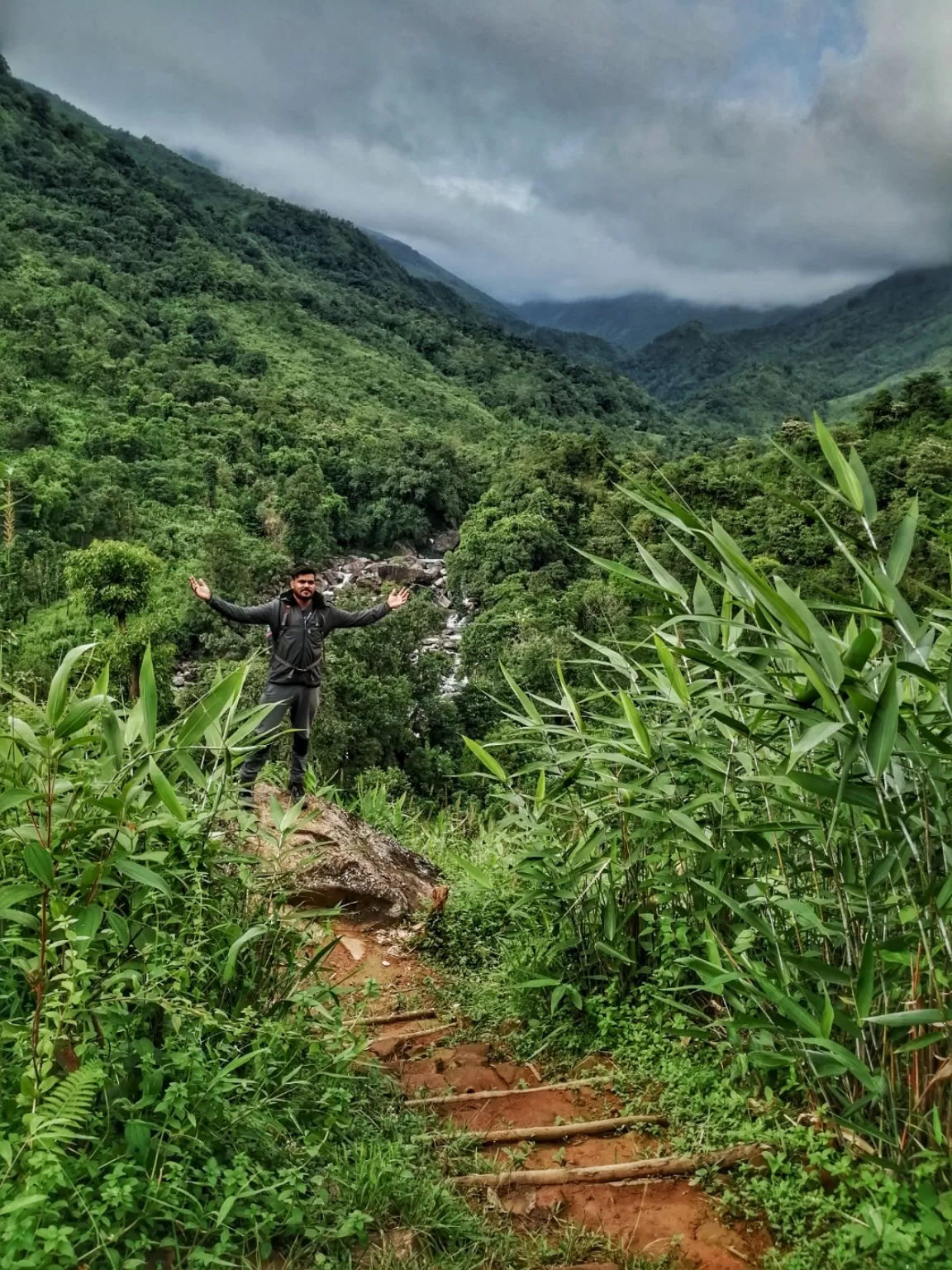 Photo of Mawryngkhang Trek By Rakesh