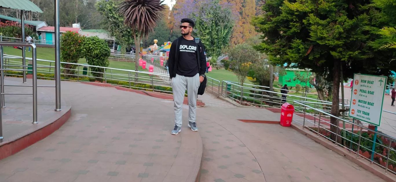 Photo of Ooty Bus Stand (Udhagamandalam) By Satvir Singh