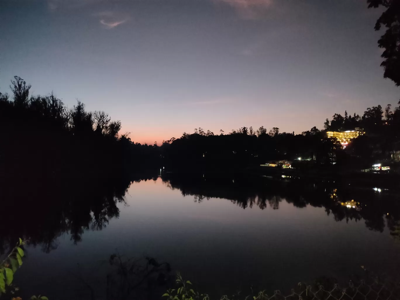 Photo of Ooty Bus Stand (Udhagamandalam) By Satvir Singh
