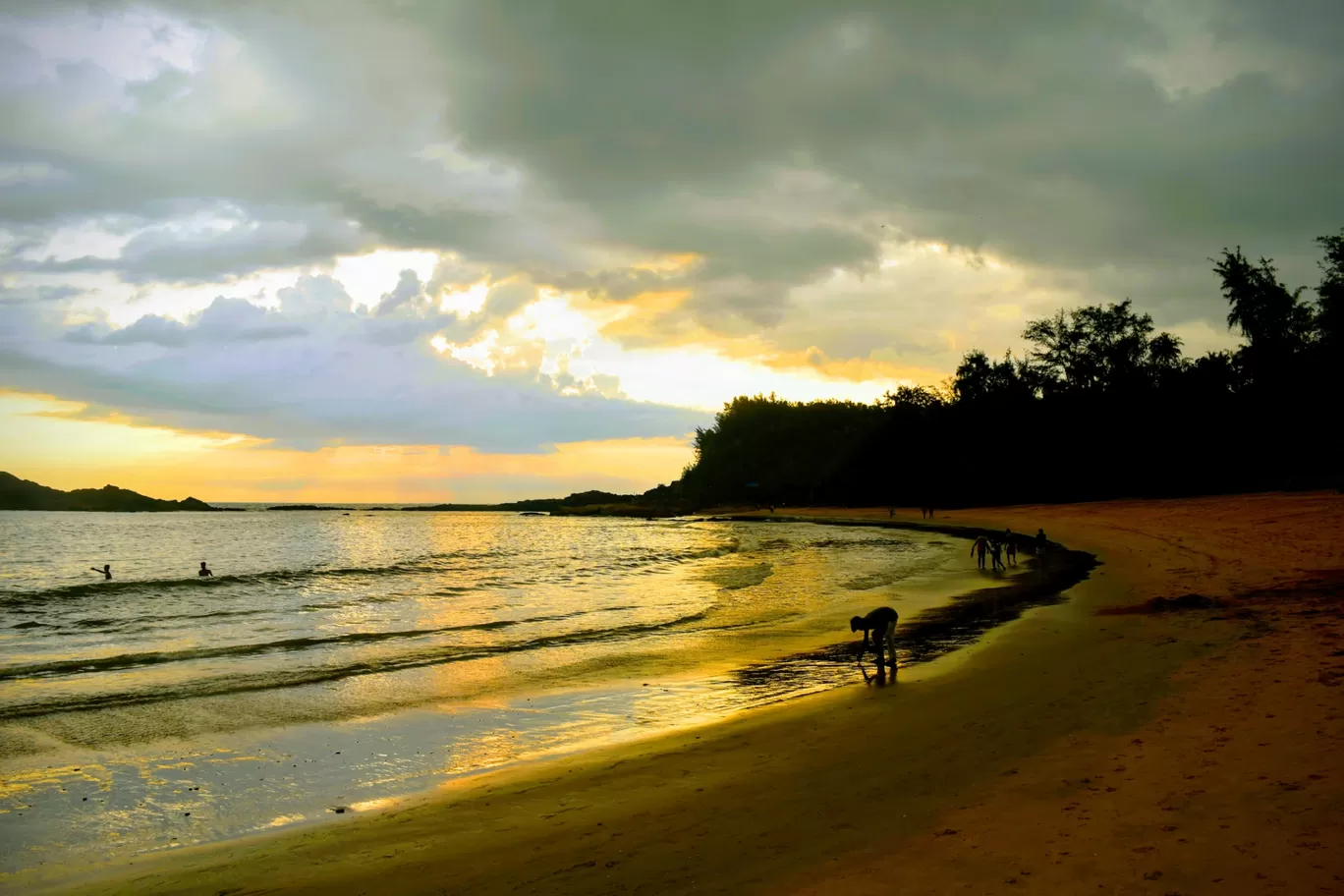 Photo of Om Beach By Anant Kujur