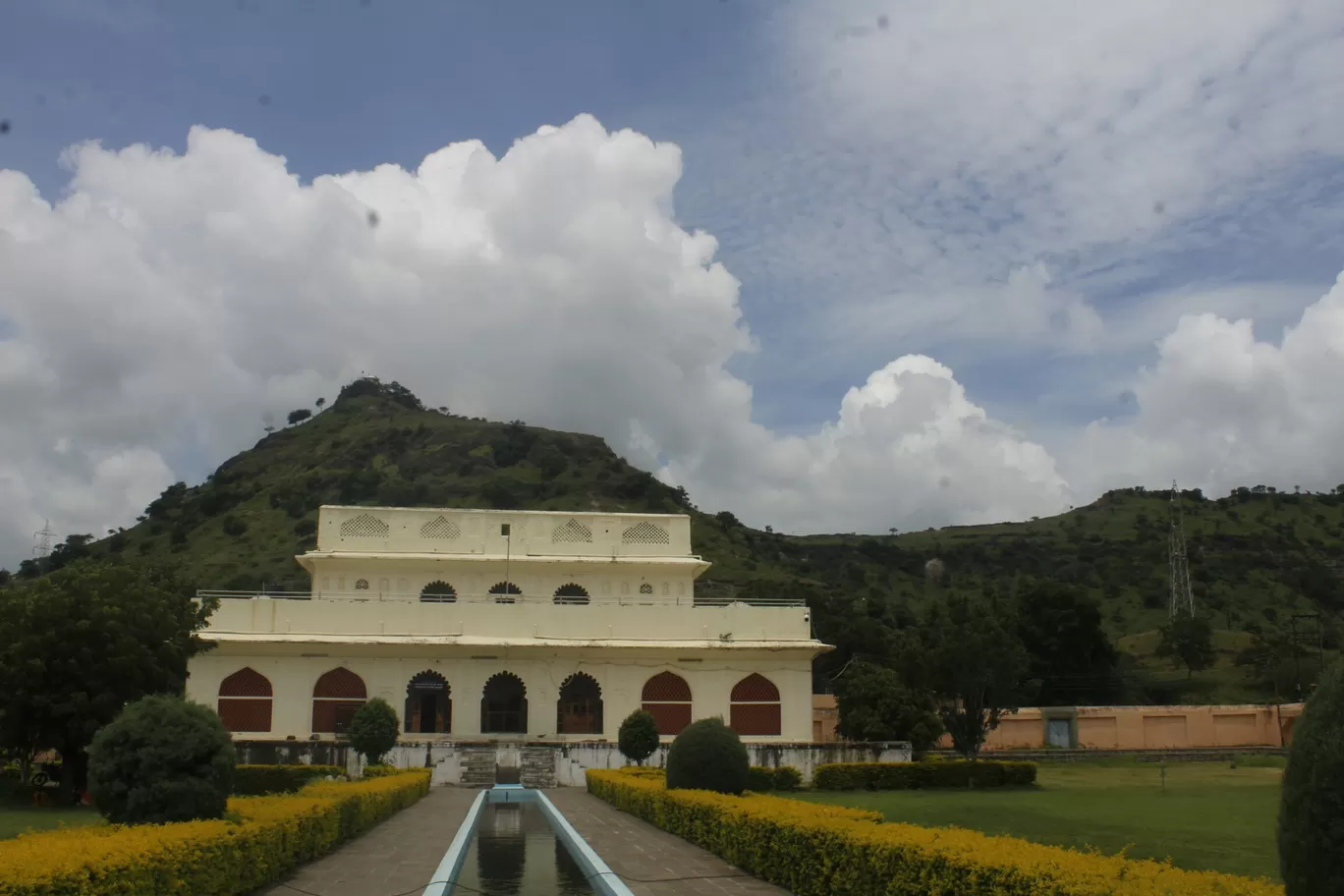 Photo of Soneri Mahal By vishwajeetkumar Bansode